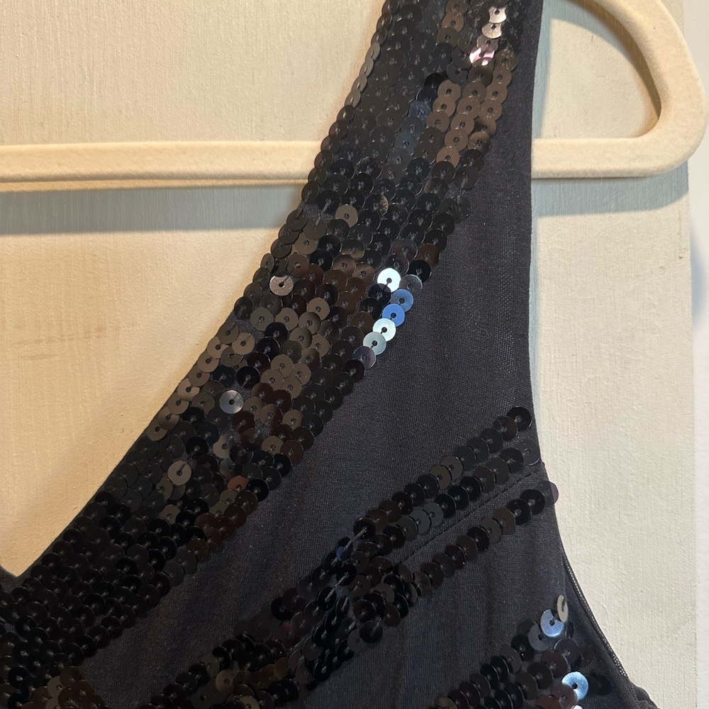 Le Chateau Elegant Black Sequin Dress - Picture 3 of 5